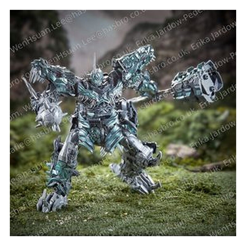 Figura Studio Series Grimlock Titan Class - Transformers: La era de la extinción (38 cm)