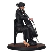 Figura Wednesday Addams con violonchelo - Wednesday (15 cm)