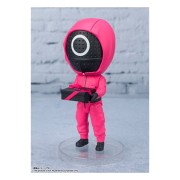 Figura Tamashii Nations Figuarts Mini trabajador enmascarado - El juego del calamar (9 cm)