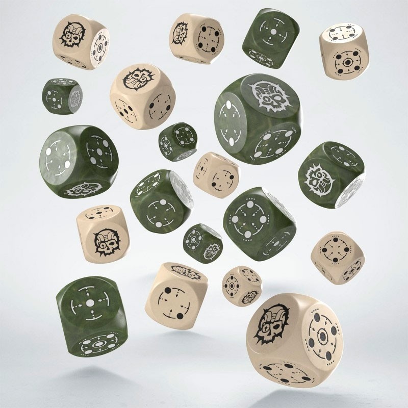 Dados Crosshairs Compact D6 en Beige y Verde (7 unidades) - Q Workshop