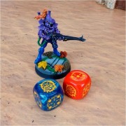 Dados Crosshairs Compact D6 en Cobalto y Rojo (7 unidades) - Q Workshop