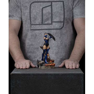 Figura Kitana (23 cm) Mortal Kombat - Iron Studios