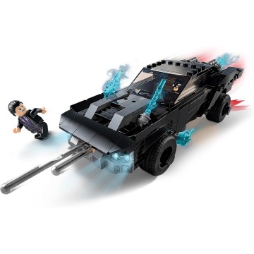 LEGO SUPER HEROES BATMOVIL CAZA DE PENGÜIN