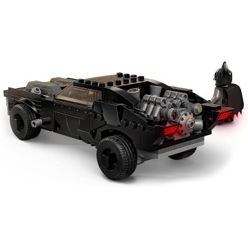 LEGO SUPER HEROES BATMOVIL CAZA DE PENGÜIN