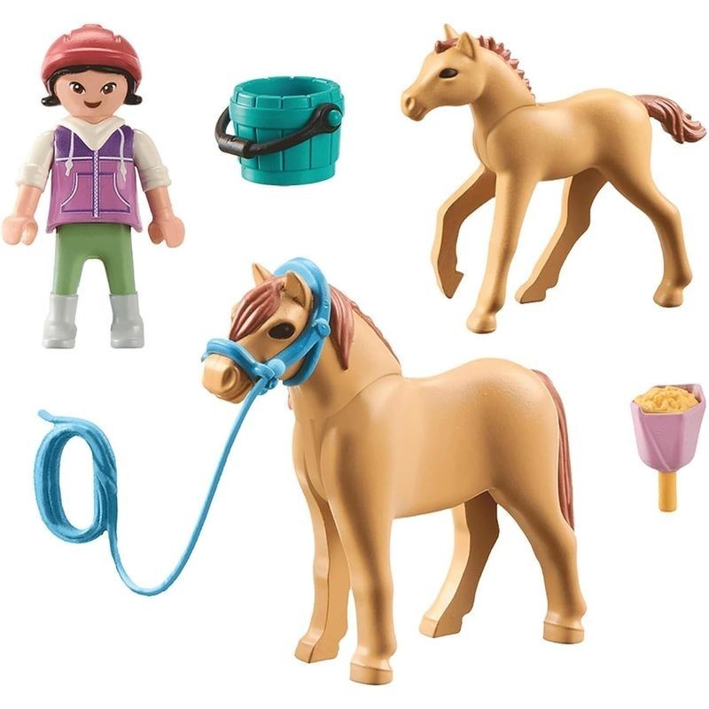HORSES OF WATERFALL - NIÑA CON PONI Y POTRO