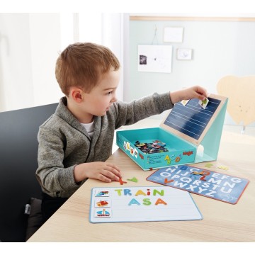 Caja de juego magnético Descubridores del abecedario